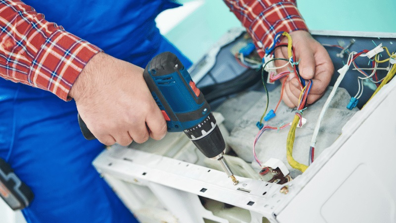 Kartepe Franke Franke çamaşır makinesi kart tamiri – Su almama arızası orijinal parça ile giderildi. - Teknik servis örneği